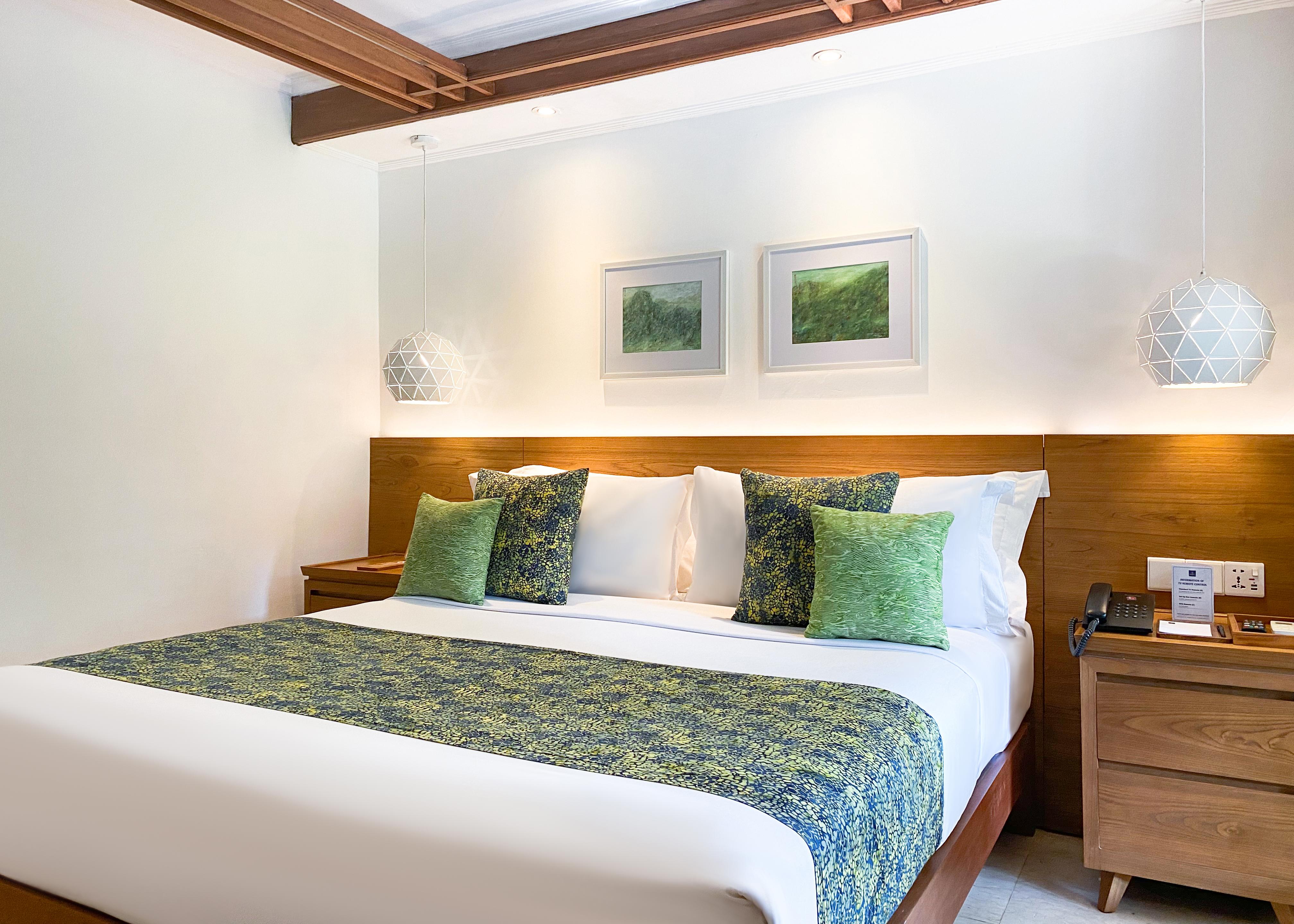 Legian Beach Hotel - Tap to explore photos