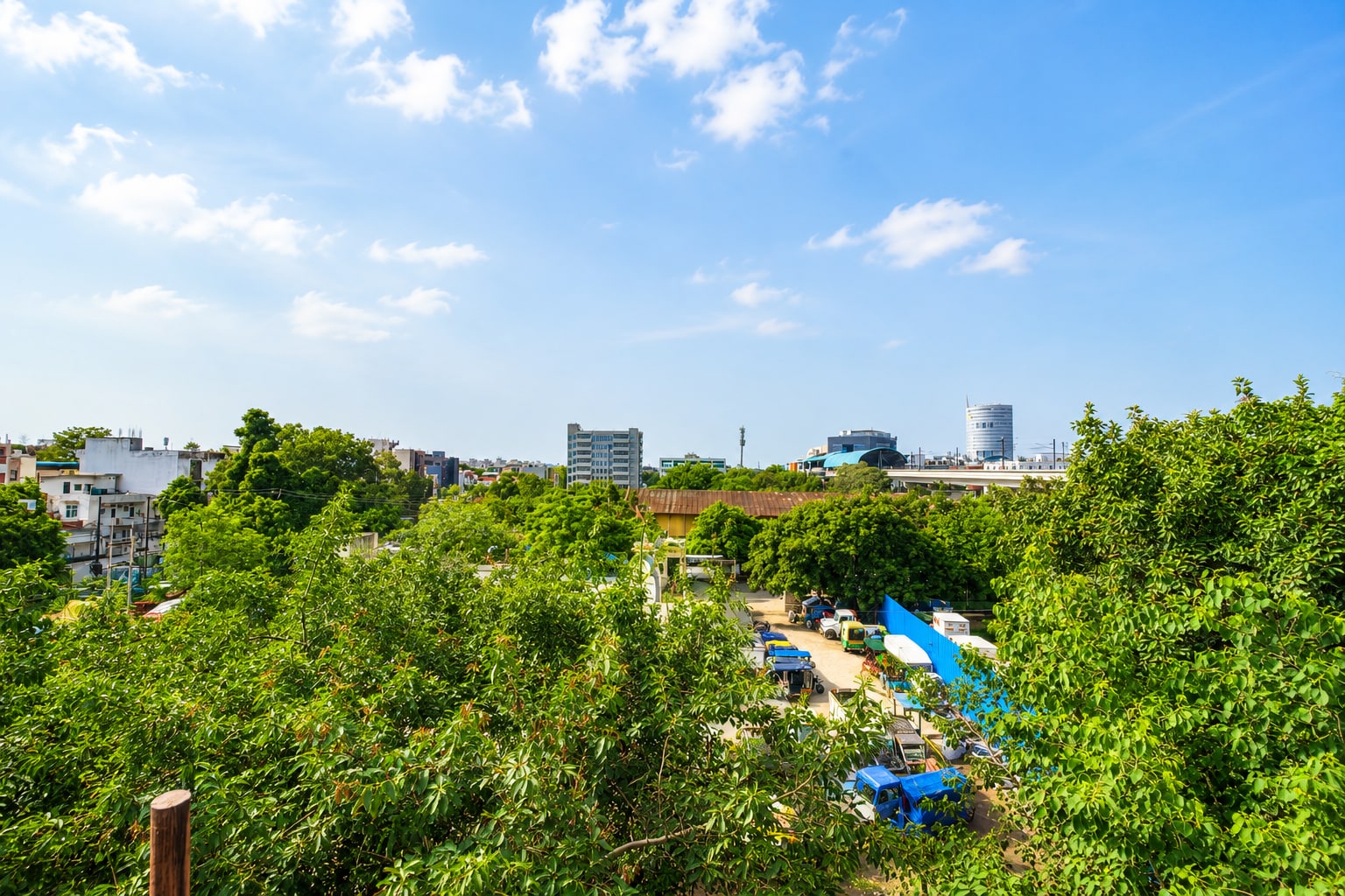 Hotel Park Stay 2 - Near Noida 15 Metro Station - Tap to explore photos