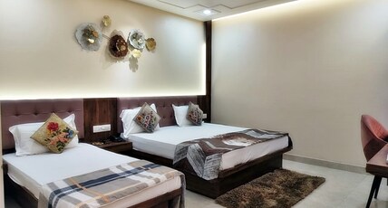 Hotel Luxuria Room Type - Triple Bed Room