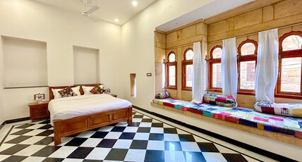 Hotel Vasudev Niwas Room Type - Suite Room