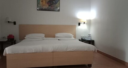 Silent Hills Resort Room Type - AC DELUXE