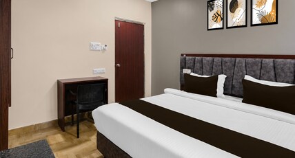Hotel O R Eleven Room Type - Classic