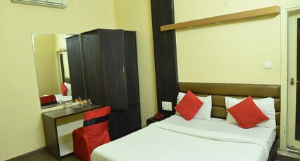 Hotel C9 Room Type - Super Deluxe Room