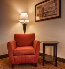 BEST WESTERN PLUS EDISON INN Room Type - 1 King Bed, Non-Smoking, Separate Building, Work Desk, Ergonomic Chair, Microwave And Refrigerator, 