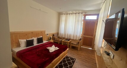Rambler's Nest Room Type - Ghepan Peak and Yunam