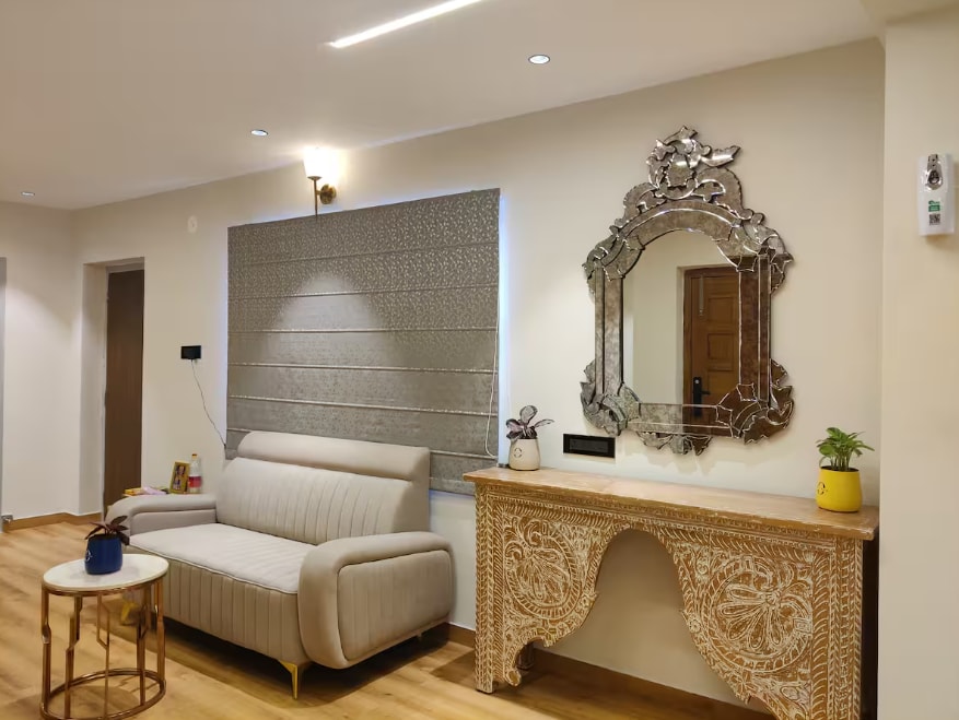 Premium Pent House 4BHK OneOfAKind Stays. - Tap to explore photos