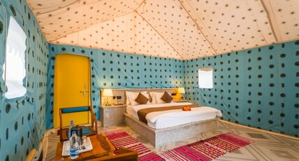 Sand Routes Resort & Desert Camp Room Type - Deluxe Luxury Swiss Tent with Fan