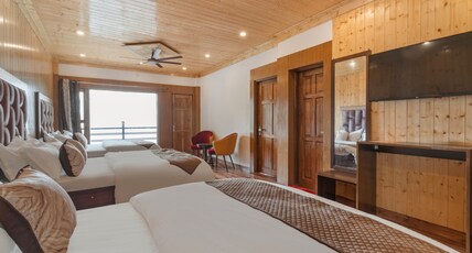 Classic Hills Villa Room Type - Grand Family Room