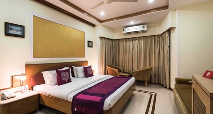 Hotel Godwin Room Type - Deluxe Room