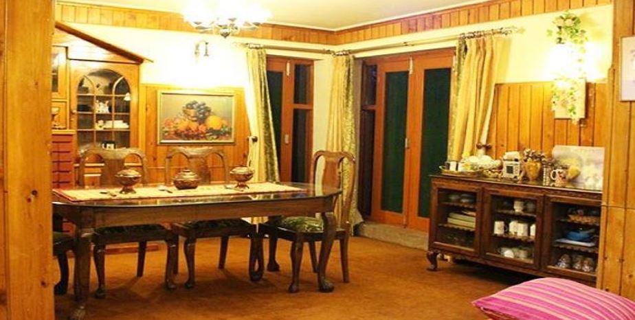 The Cottage Nigeen | Rooms & Caretaker - Tap to explore photos