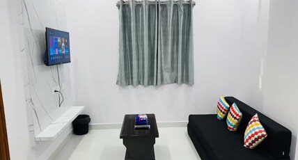 Charter Stays - Spacious 1BHK Apartment in Kondapur Near AIG Hospital Room Type - Charter Stays Modern 1BHK Rooftop Penthouse Near AMB Mall Kondapur  (VJH 602)