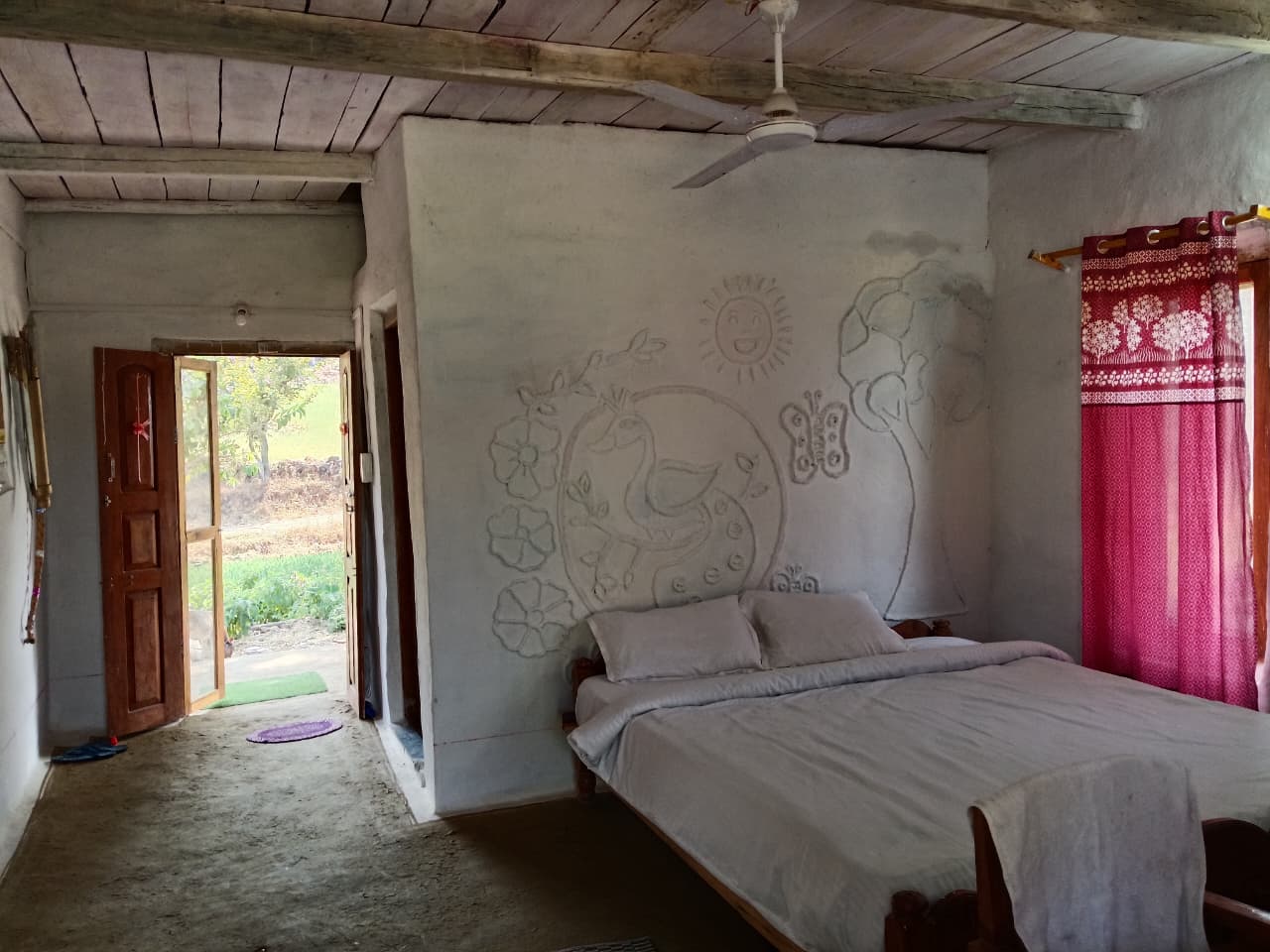 Amba Mai Home Stay - Tap to explore photos