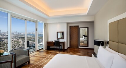 La Suite Dubai Hotel & Apartments Room Type - Studio Sea View.