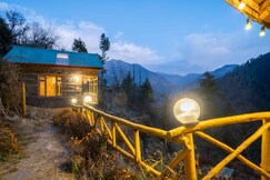 Spacious Cottage Overlooking The Valley