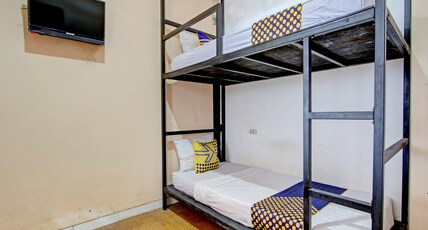Hotel O Cindelaras B&b Bunk Bed Room Type - SPOT ON SAVER