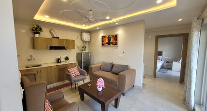 RnR apartments Room Type - Executive 1BHK Lake View Suite (Common Balcony)