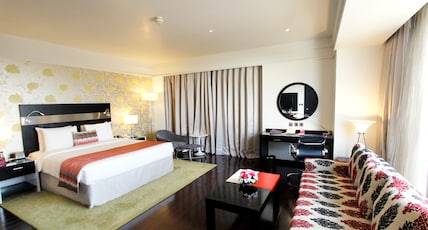 Crowne Plaza Pune City Centre Room Type - Executive Suite with Bathtub, 1 way Airport transfer & Lounge Access Crowne Plaza Pune City Centre Room Type - Executive Suite with Bathtub, 1 way Airport transfer & Lounge Access