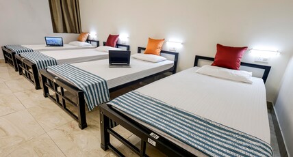 City Central Hostel, Kolkata Room Type - 4 bed Mix Dormitory Beds