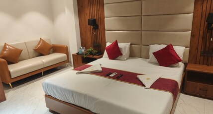 Hotel Anand Palace Room Type - VIP 2 BED (A.C)