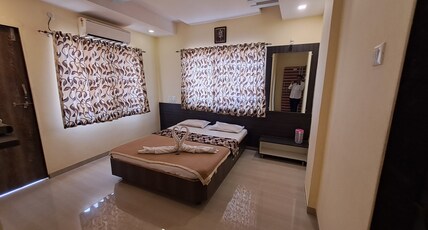 Hotel Sai Neelam Room Type - Double Bed Ac Room