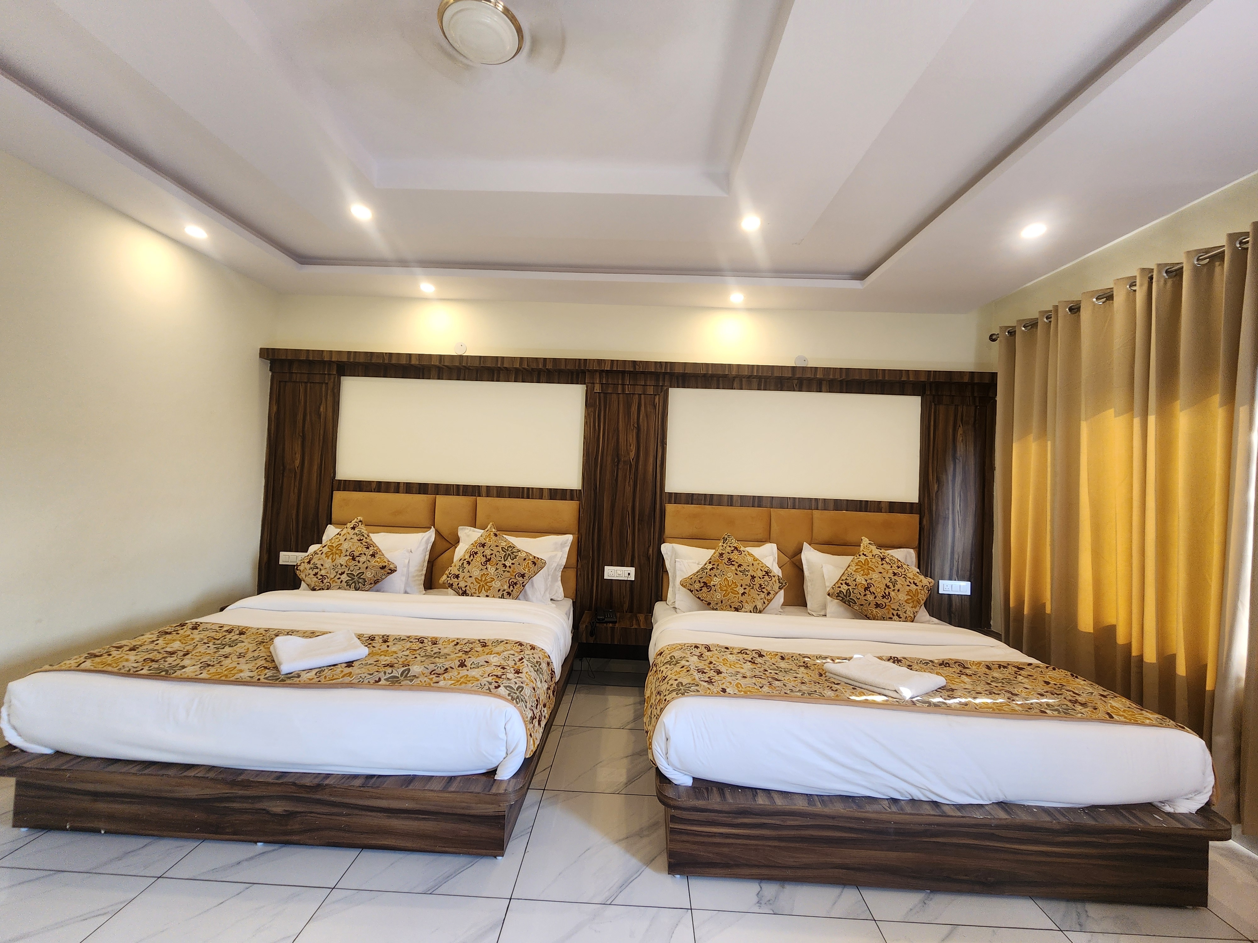 Dev Residency Inn| Near Katra Railway Station - Tap to explore photos
