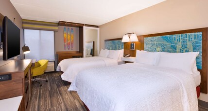 Hampton Inn by Hilton Traverse City Room Type - 2 FULL BEDS N S LAP DESK