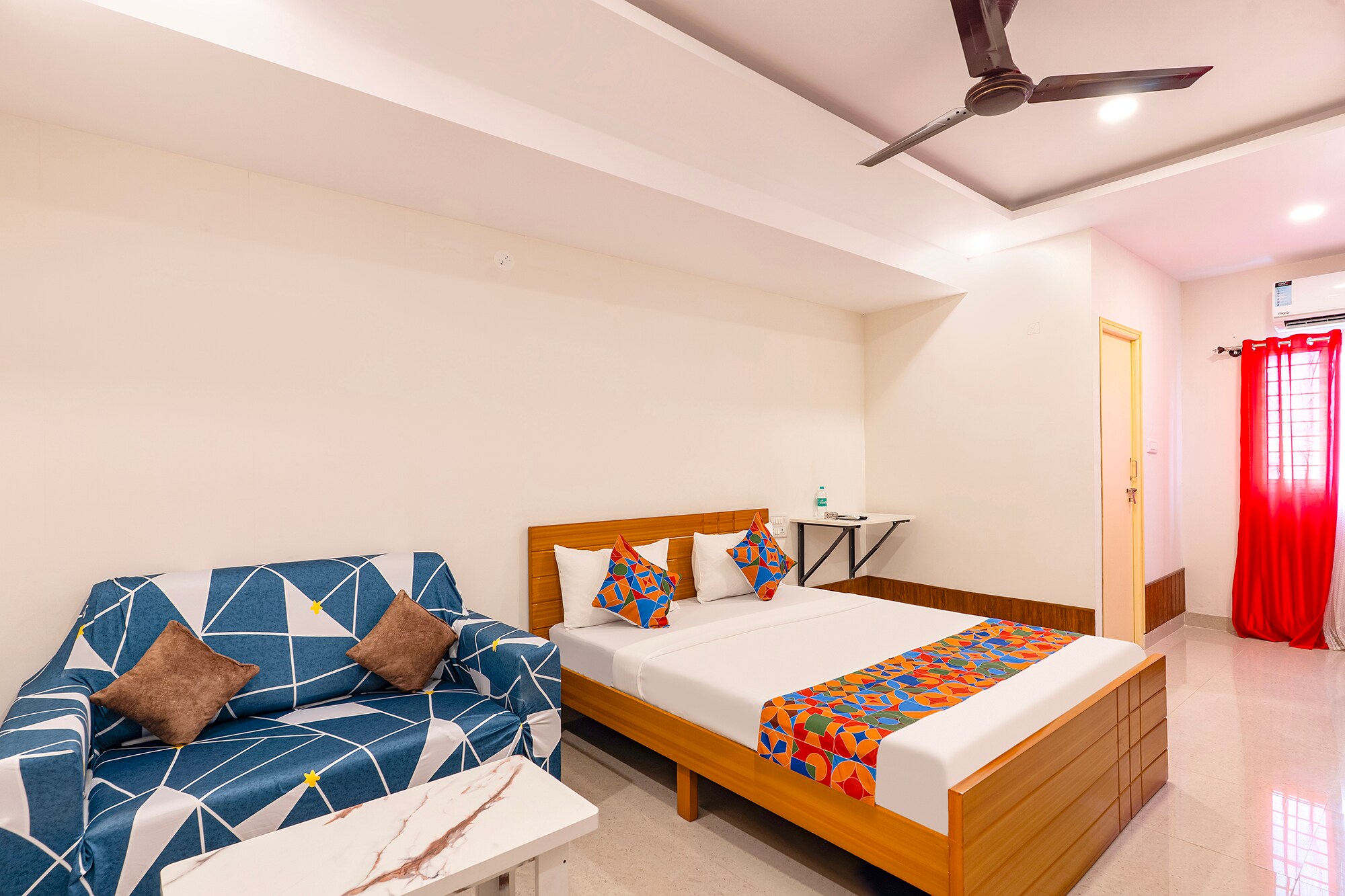 FabHotel SJ Comforts - Tap to explore photos