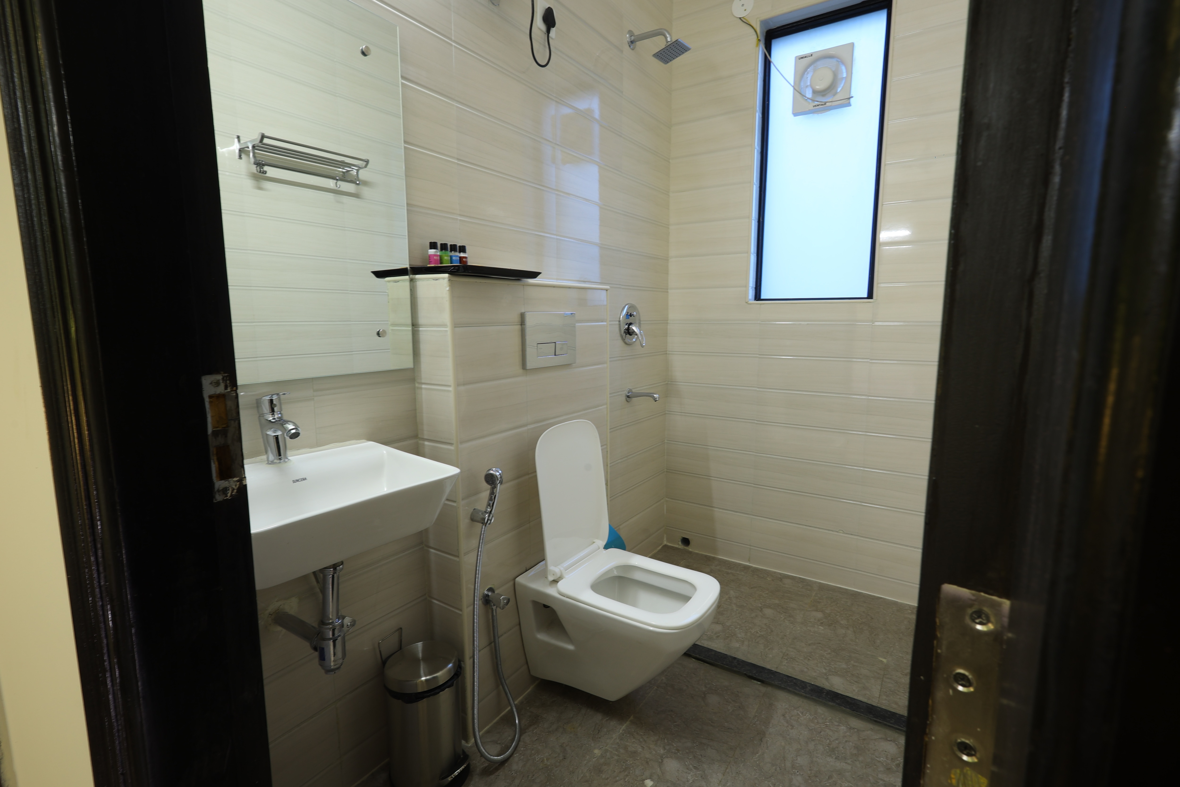 The Ayali Suites & Apartments @GolfCourse - Tap to explore photos