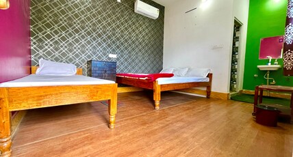 Hotel Prakriti Prangone Room Type - Deluxe