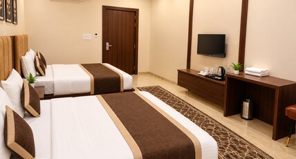 GP HOTEL AND BANQUET Room Type - Executive Room With Garden View GP HOTEL AND BANQUET Room Type - Executive Room With Garden View