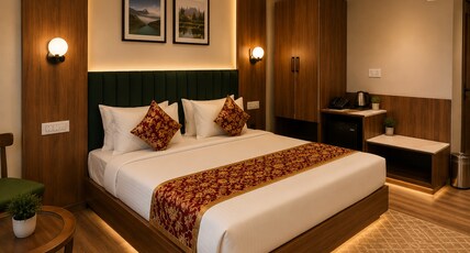 HOTEL RAJ MAHAL Room Type - Premier Room
