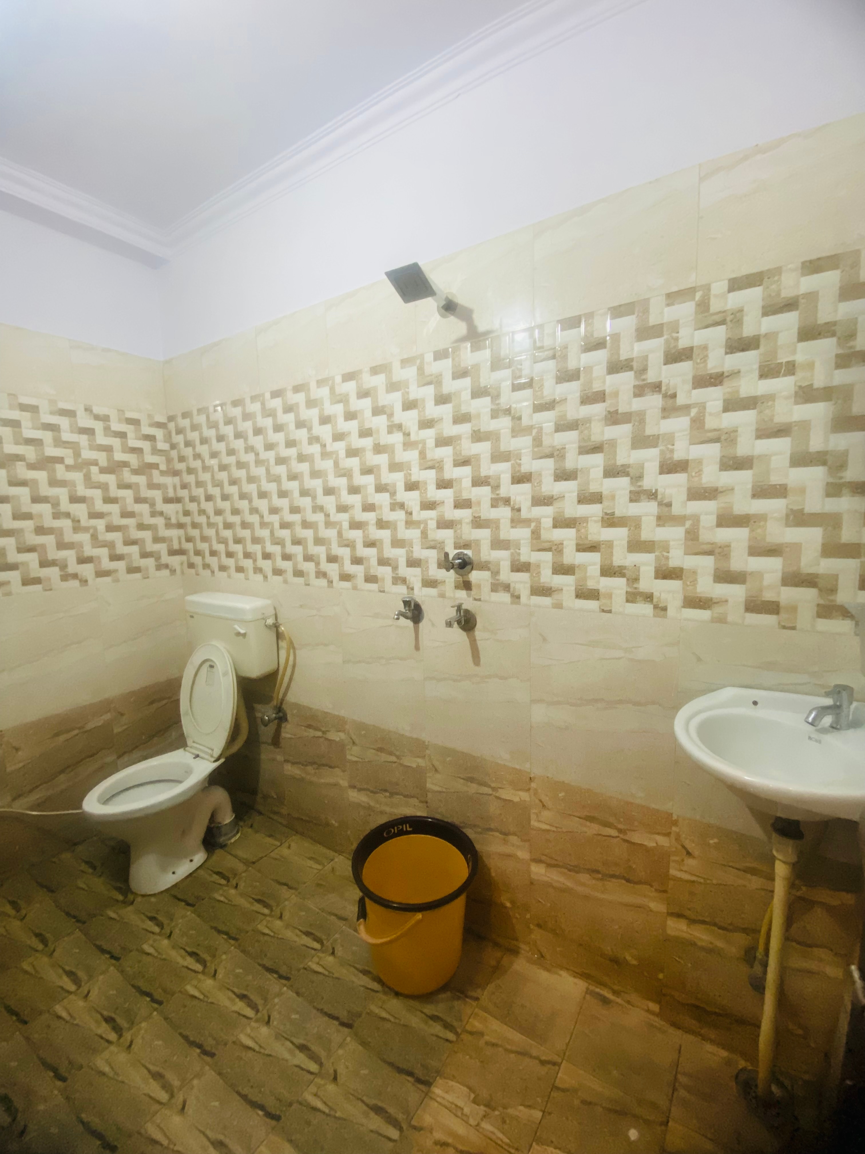 Arvi Residency Guest House - Tap to explore photos