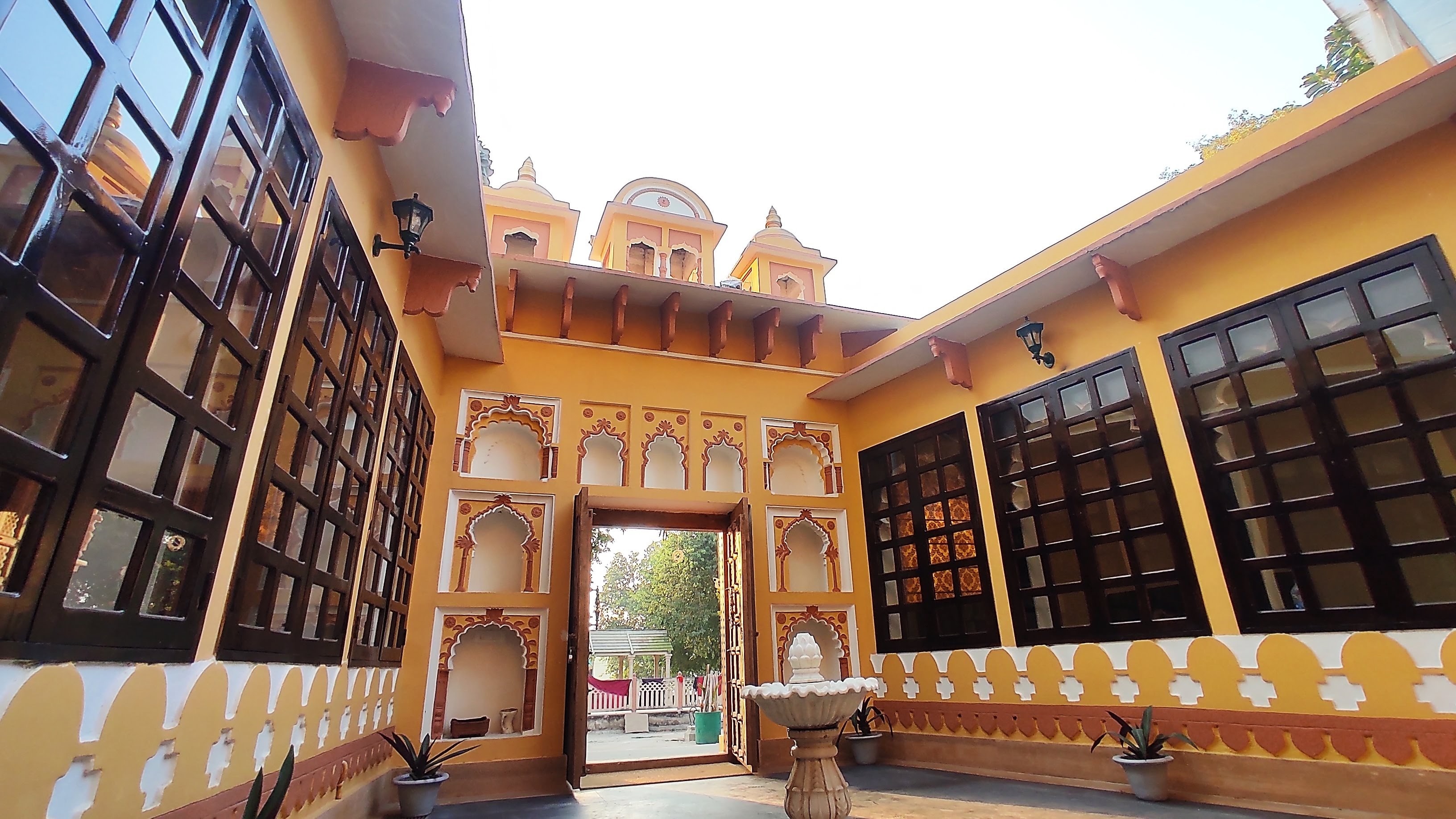 JANKI VILAS - Tap to explore photos