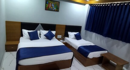 Hotel Shree Radhe Room Type - Three bed Ac room