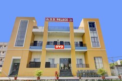 Hotel O S D Palace