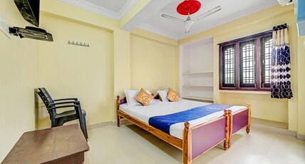 HOTEL SHANMUKHA A/C LODGE Room Type - STANDARD NON AC