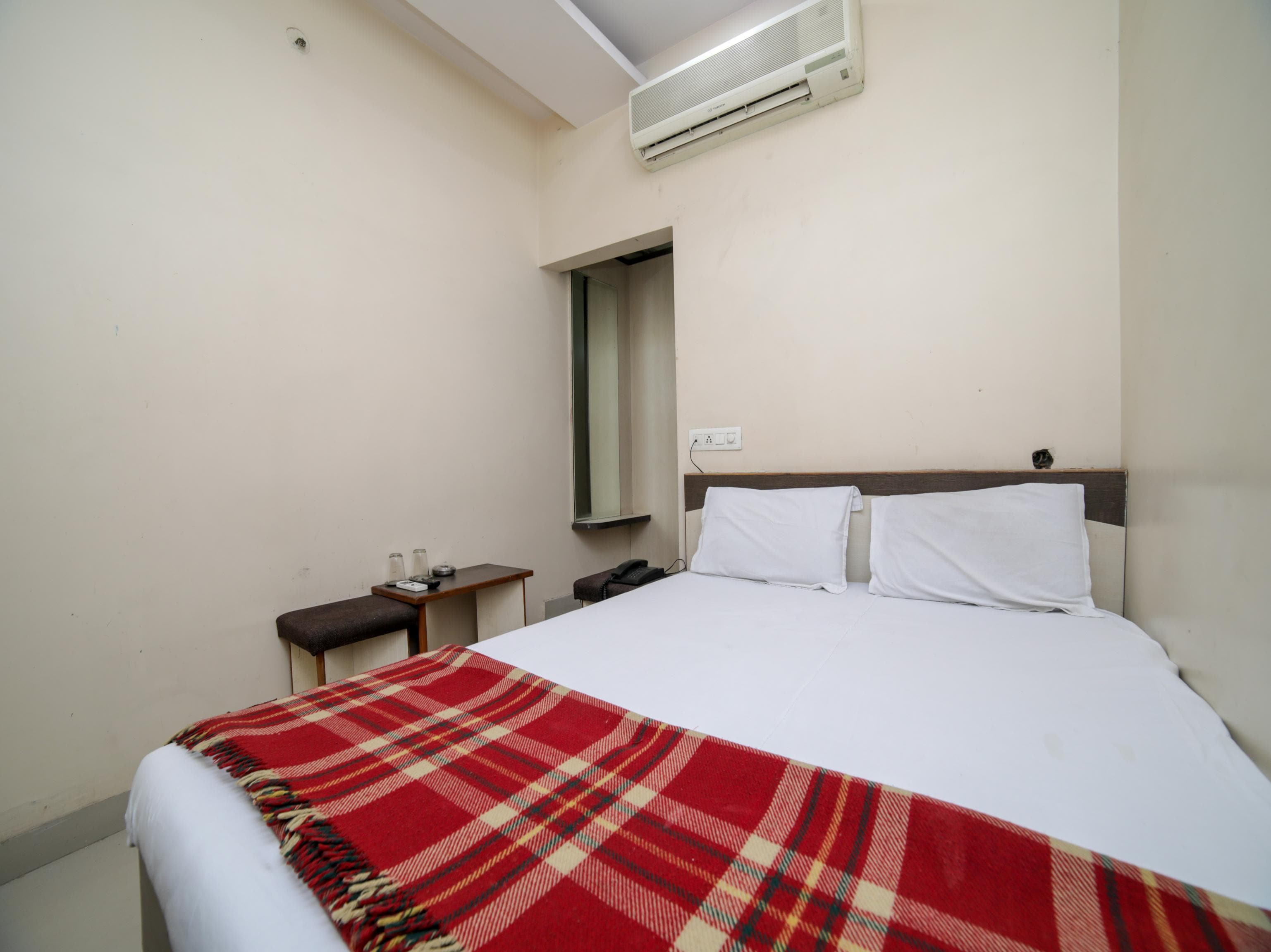 SPOT ON Shraddha Hotel - Tap to explore photos