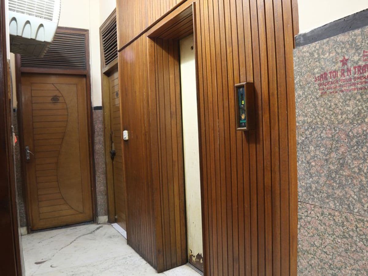 Hotel Delhi Regency - Tap to explore photos