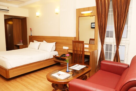 Hotel SPR Inn
