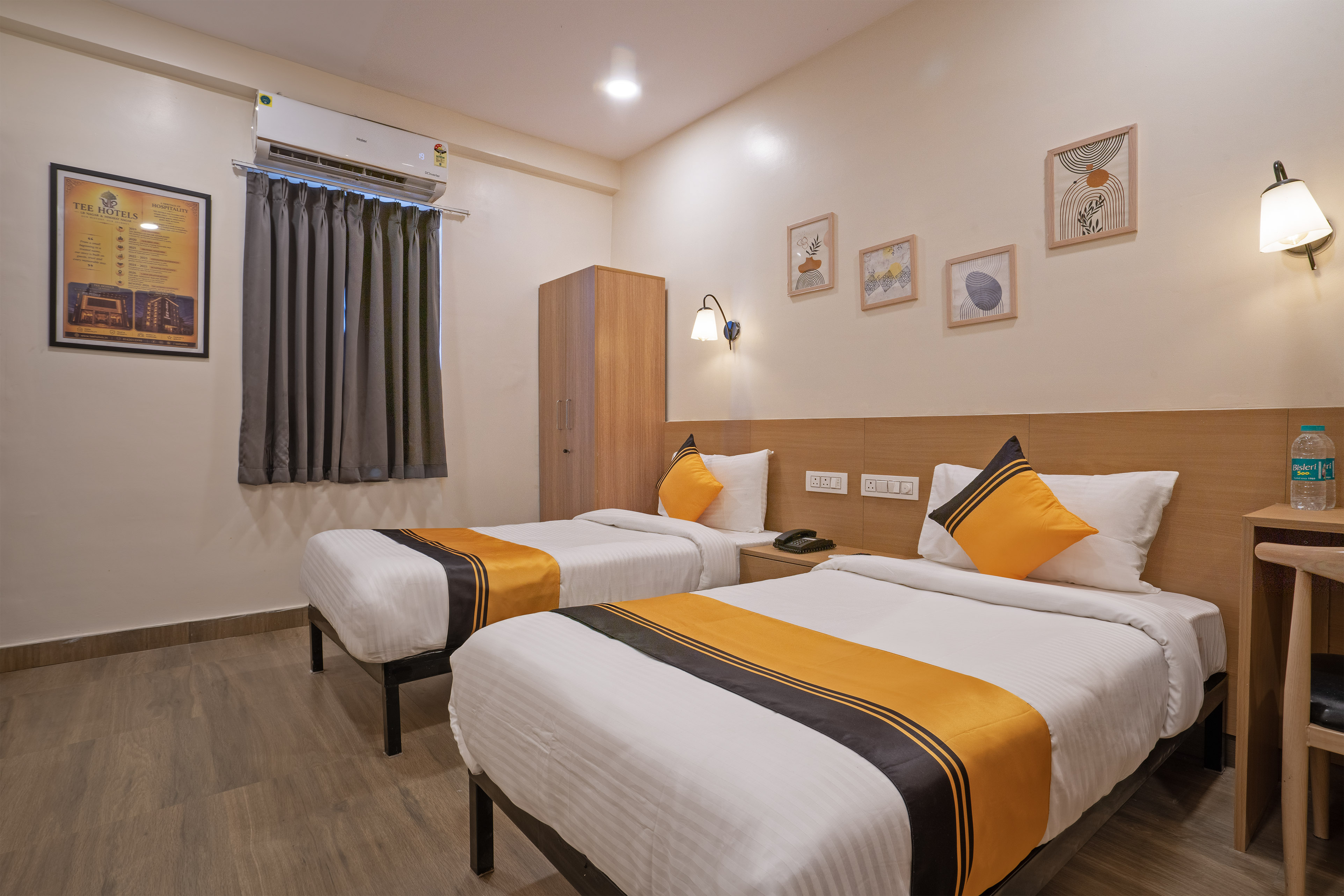 Itsy Hotels Tee Inn, Himayat Nagar Near Metro Narayanguda - Tap to explore photos