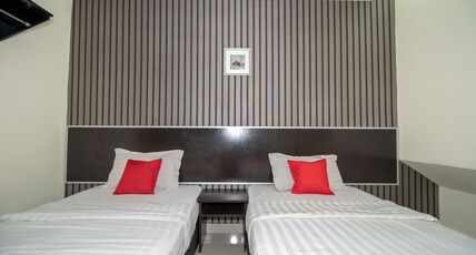 Hotel O Blossom Hotel Room Type - Deluxe Twin