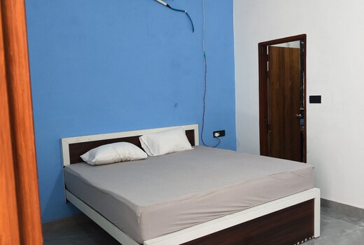 Hotel shine