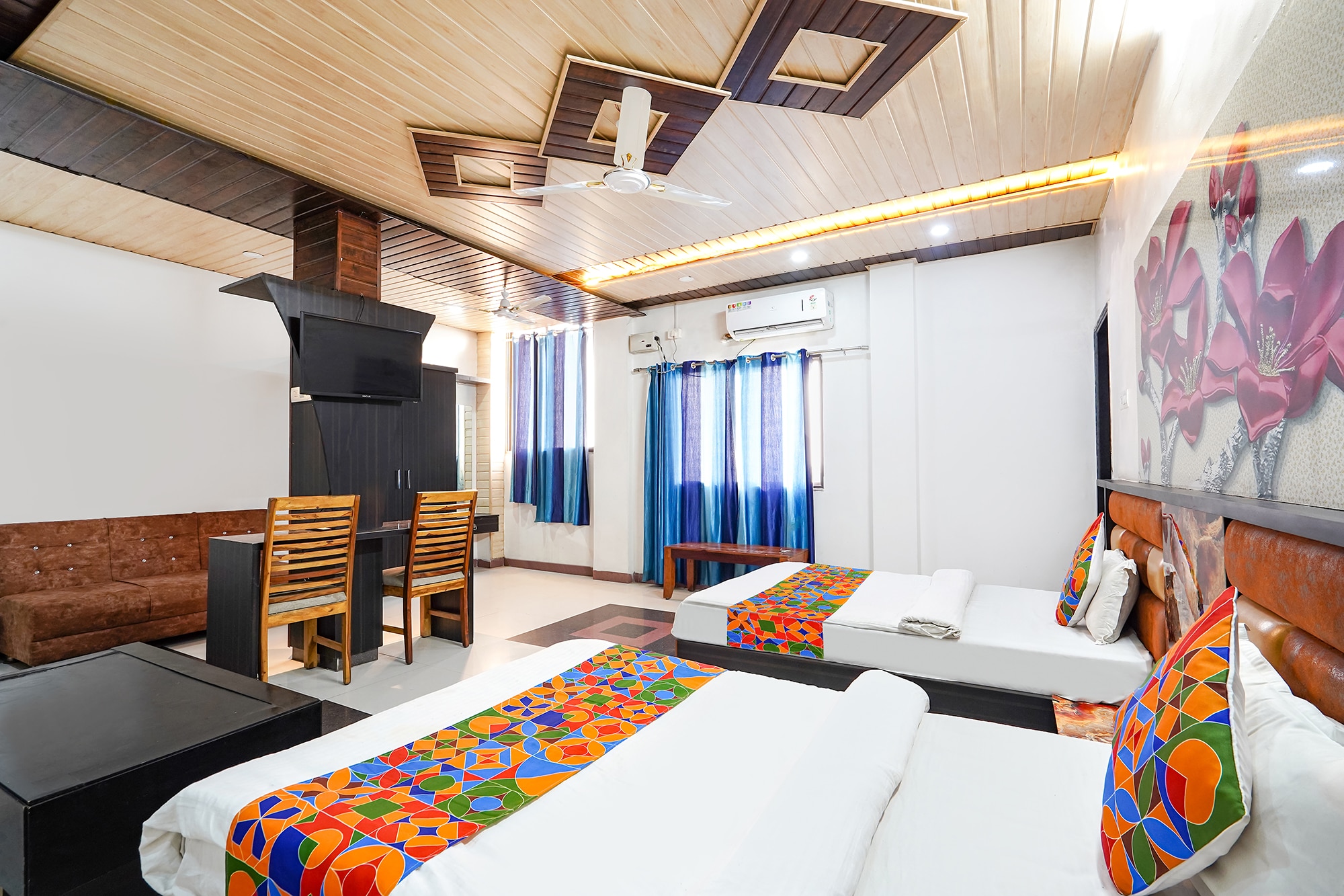 FabHotel Prakash & Sons, Hoshangabad Rd - Tap to explore photos