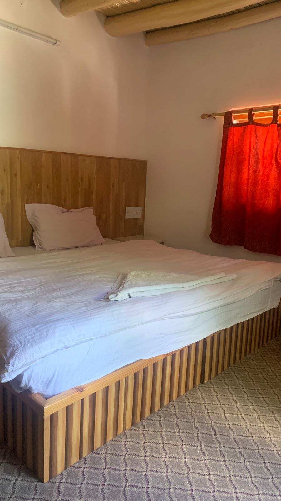 Ser Dung Guest House - Tap to explore photos