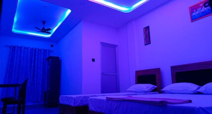 HYRAX HOME STAY Room Type - Double Bed Room