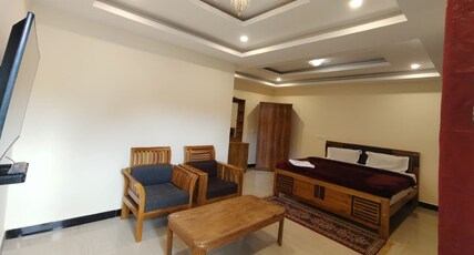 The Hill Bunk Heights Room Type - Family Suite