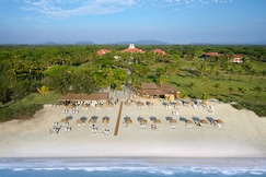 Caravela Beach Resort