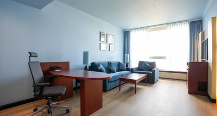 Crowne Plaza Antwerpen Room Type - 1 Bedroom Suite Sofa Bed Minifridge Crowne Plaza Antwerpen Room Type - 1 Bedroom Suite Sofa Bed Minifridge