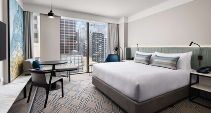 Hilton Melbourne Little Queen Street Room Type - KING HERITAGE ROOM