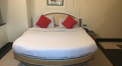 Indiana Classic Room Type - Deluxe Room